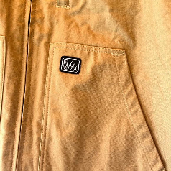 Vintage Fintech Fishing Vest. Warm Waterproof Multiple Pockets. Sweet Find. XXL. - Picture 2 of 8